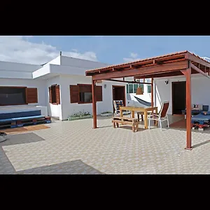 Self-catering W/ Terrace Appartement Tarrafal (Santiago)